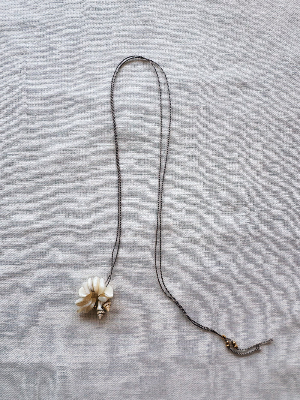 athena & co bloom necklace pearl